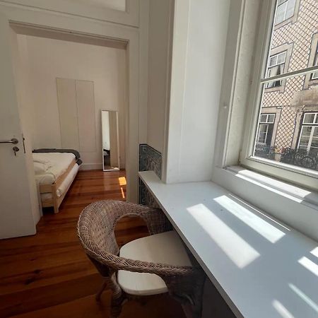 Pensao Neves Bed & Breakfast Lisbon Bagian luar foto